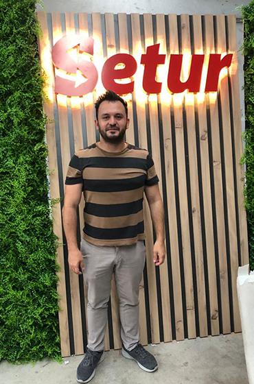 Setur Döngel Turizm – Ahşap Lambiri & Dikey Bahçe