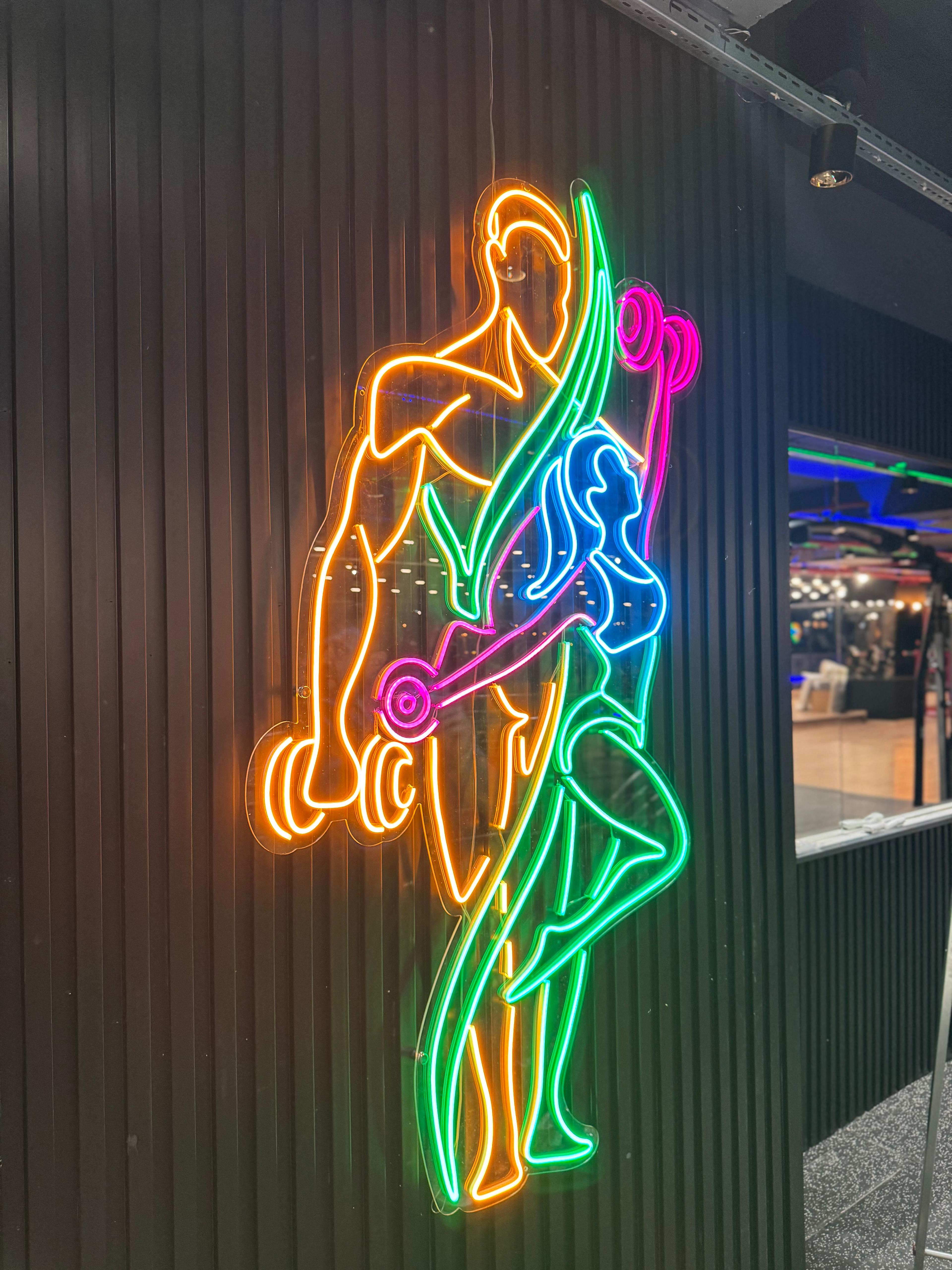 Spor Salonu İçin Özel Tasarım Neon LED Tabela – detay 4